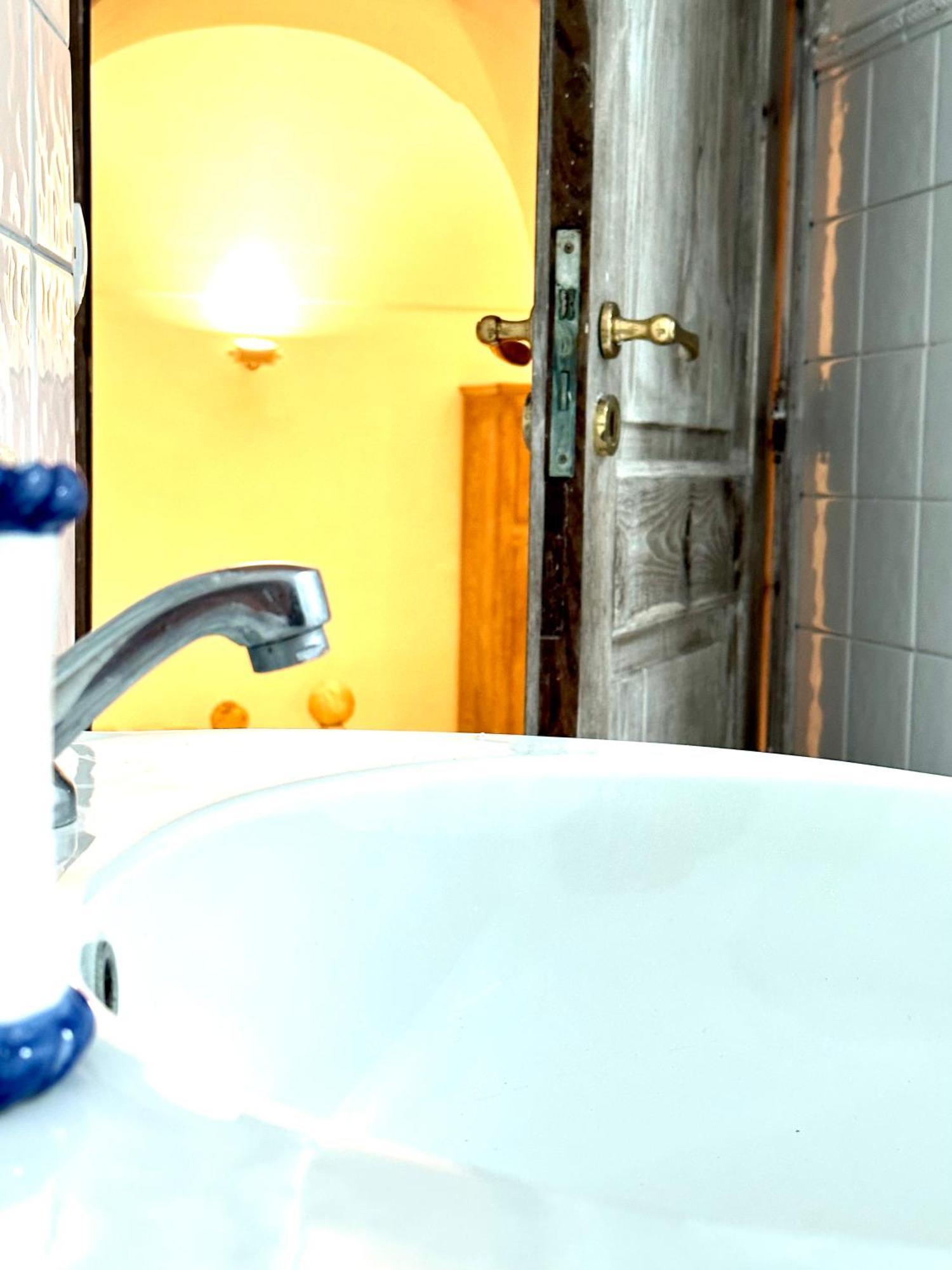 I Tre Soli Apartments By Caprirooms Eksteriør billede